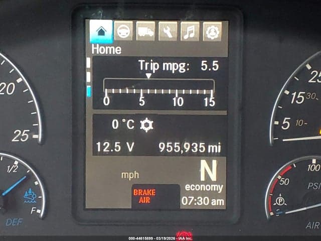 2018 FREIGHTLINER NEW CASCADIA 126 5