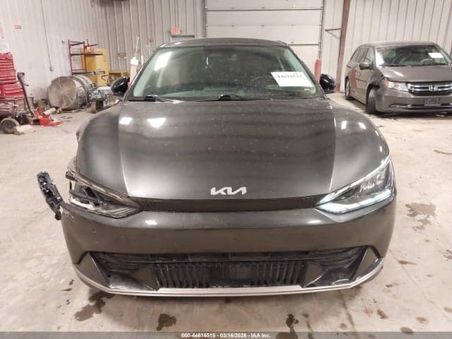 2024 KIA EV6 WIND 12