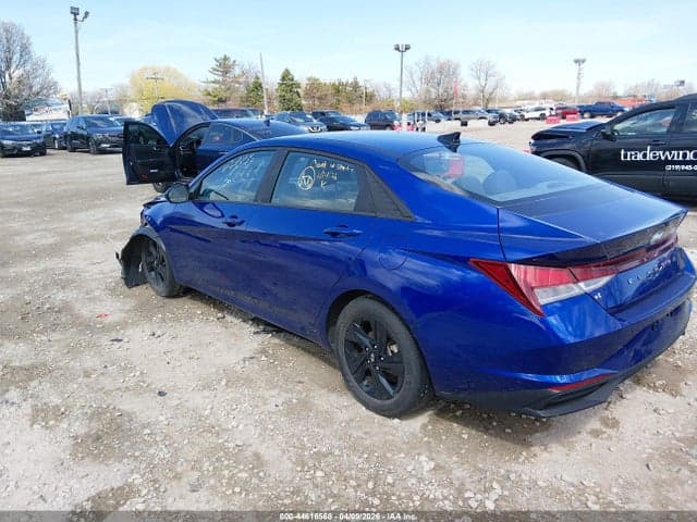 2023 HYUNDAI ELANTRA SEL 3