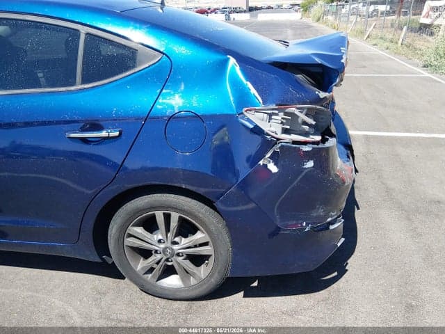 2017 HYUNDAI ELANTRA SE 6