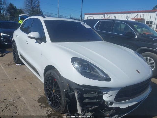 2018 PORSCHE MACAN GTS 1