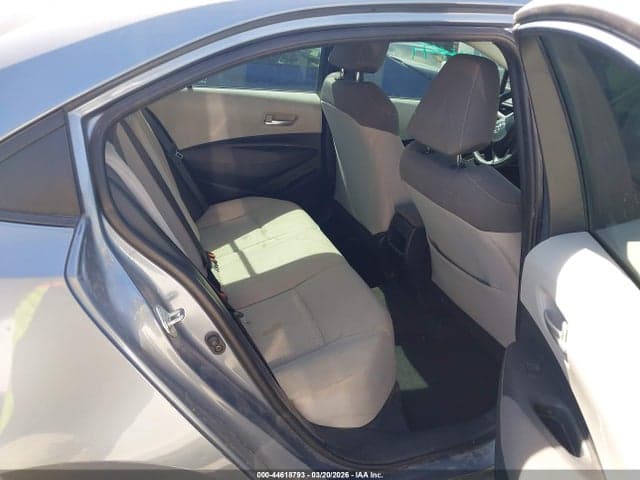 2021 TOYOTA COROLLA LE 8