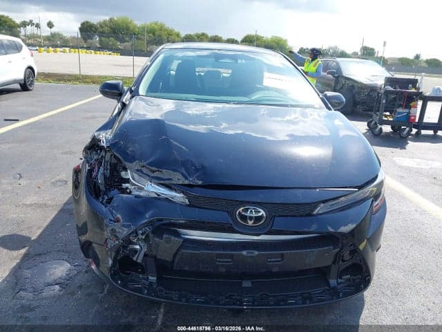 2026 TOYOTA COROLLA LE 12