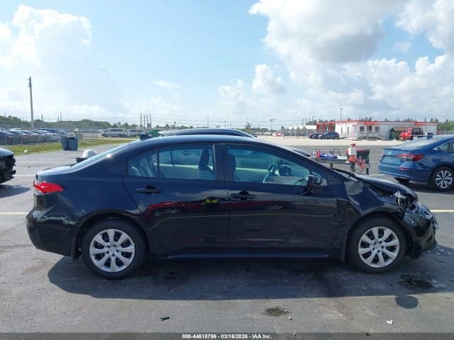 2026 TOYOTA COROLLA LE 13