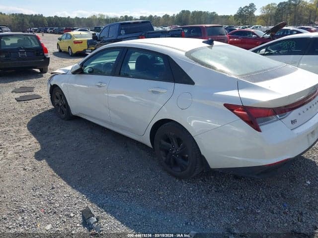 2023 HYUNDAI ELANTRA SEL 3