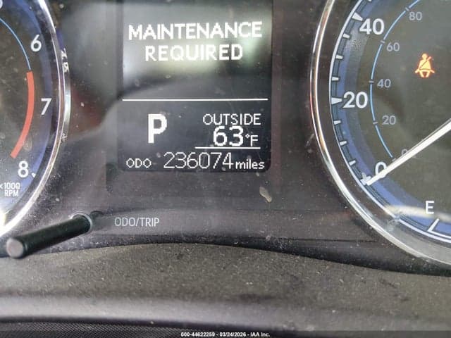 2018 TOYOTA COROLLA LE 15