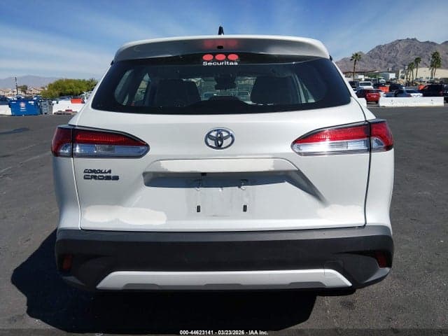 2024 TOYOTA COROLLA CROSS L 18