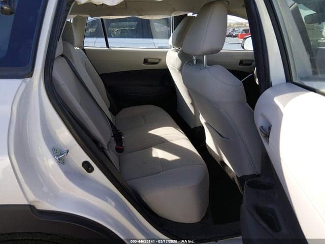 2024 TOYOTA COROLLA CROSS L 8
