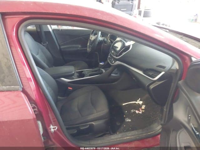 2018 CHEVROLET VOLT LT 5
