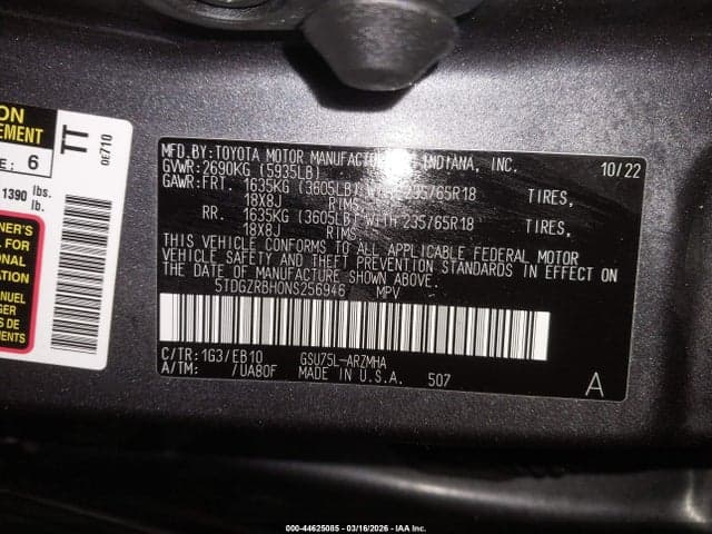 2022 TOYOTA HIGHLANDER XLE 9