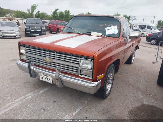 1983 CHEVROLET C10 2