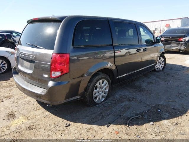 2019 DODGE GRAND CARAVAN SE 4