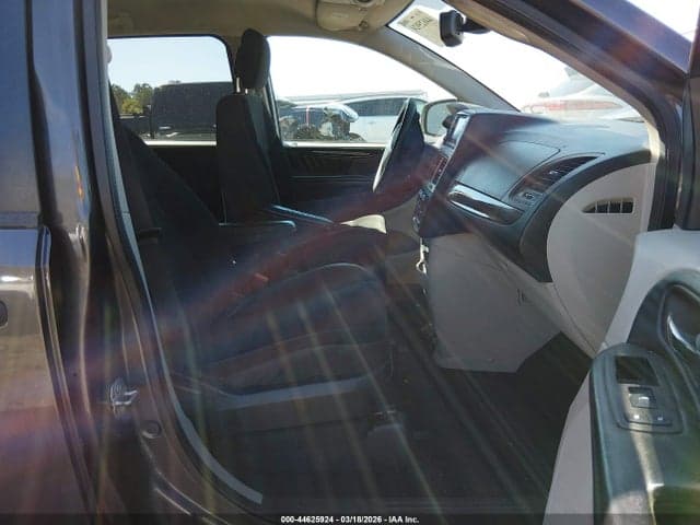 2019 DODGE GRAND CARAVAN SE 5