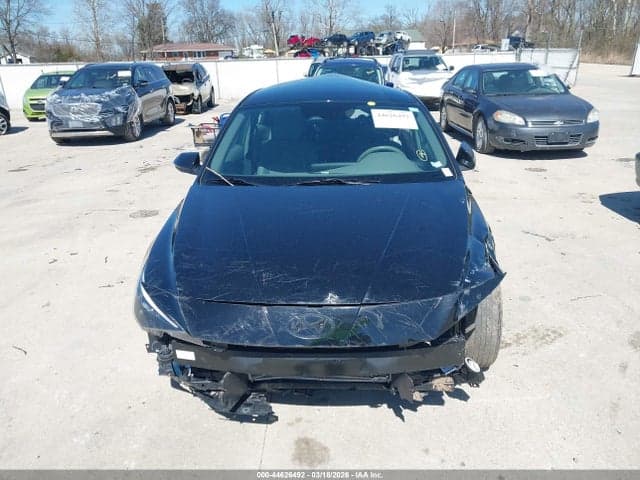 2021 HYUNDAI ELANTRA SE 12