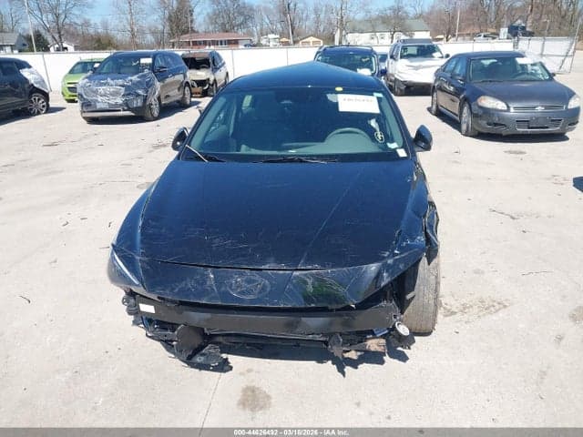 2021 HYUNDAI ELANTRA SE 6