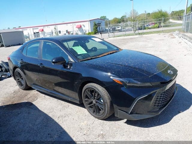 2026 TOYOTA CAMRY SE 1
