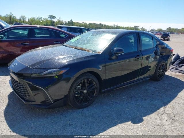 2026 TOYOTA CAMRY SE 2