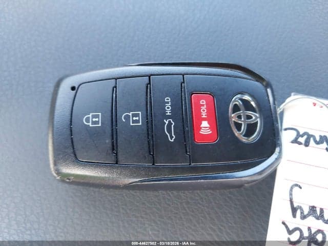 2026 TOYOTA CAMRY SE 11
