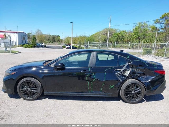 2026 TOYOTA CAMRY SE 15