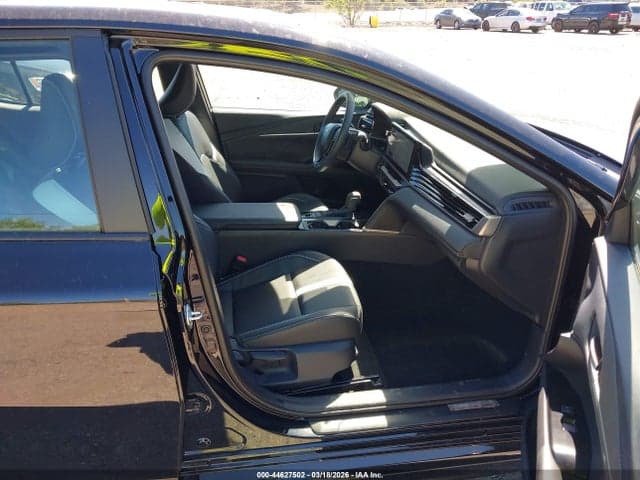 2026 TOYOTA CAMRY SE 5