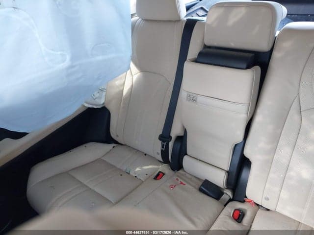 2022 LEXUS RX 450H 8