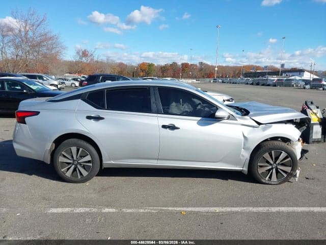 2022 NISSAN ALTIMA SV INTELLIGENT AWD 13