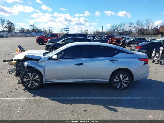 2022 NISSAN ALTIMA SV INTELLIGENT AWD 14