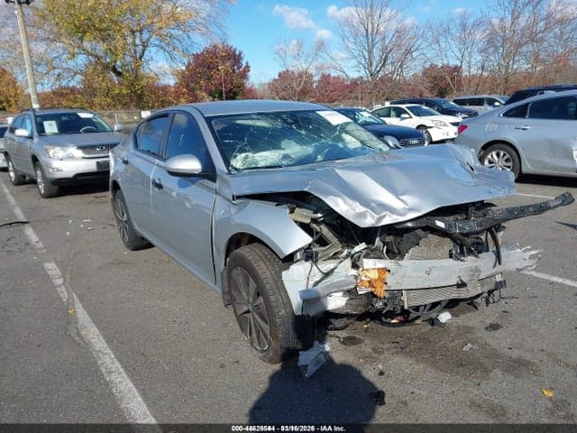 2022 NISSAN ALTIMA SV INTELLIGENT AWD 17