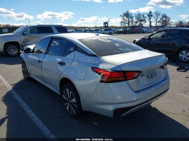 2022 NISSAN ALTIMA SV INTELLIGENT AWD 3