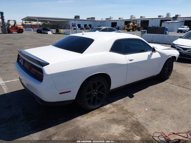 2019 DODGE CHALLENGER SXT 4