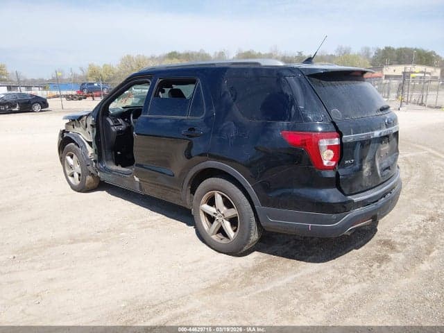 2018 FORD EXPLORER XLT 3