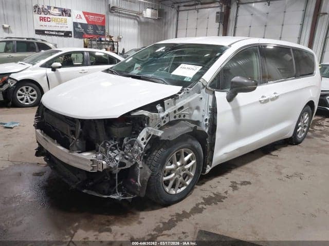 2024 CHRYSLER PACIFICA TOURING L 2