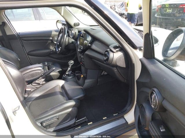 2018 MINI HARDTOP COOPER 5
