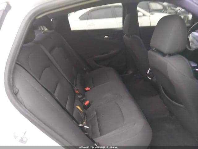 2017 CHEVROLET MALIBU 1LT 8