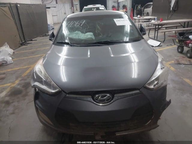2017 HYUNDAI VELOSTER 11