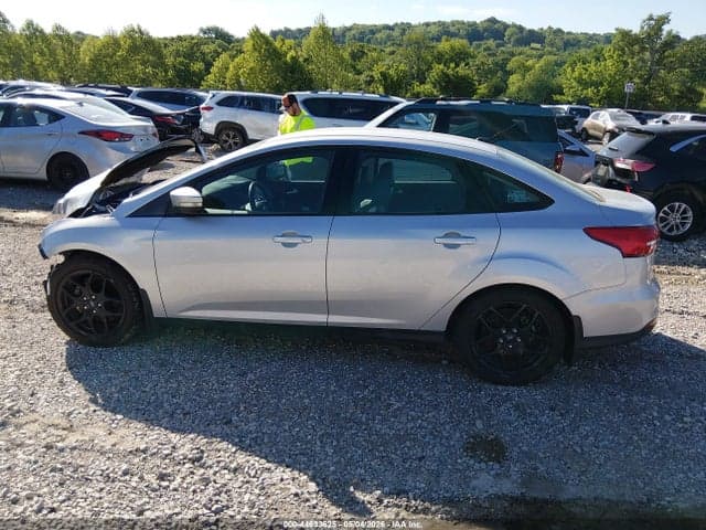 2016 FORD FOCUS SE 15