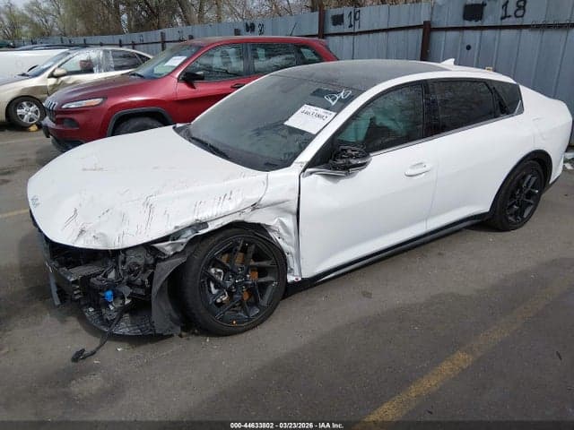 2025 KIA K4 GT-LINE TURBO 2