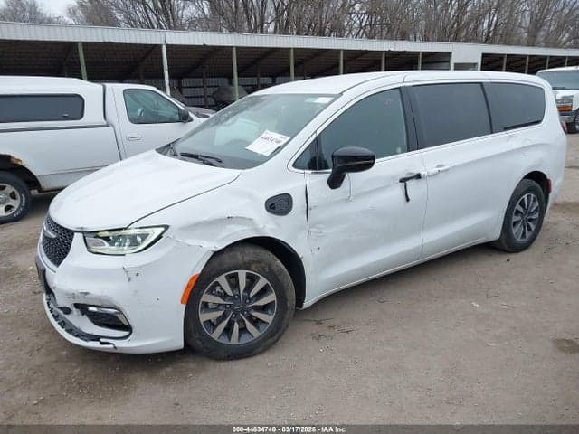 2025 CHRYSLER PACIFICA HYBRID SELECT 2