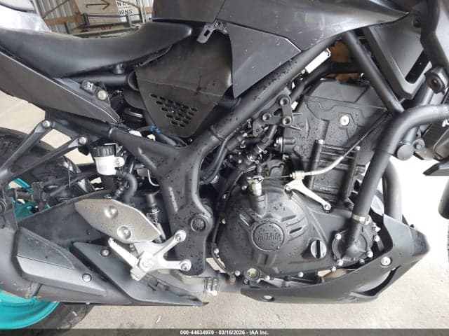 2024 YAMAHA MT-03 8