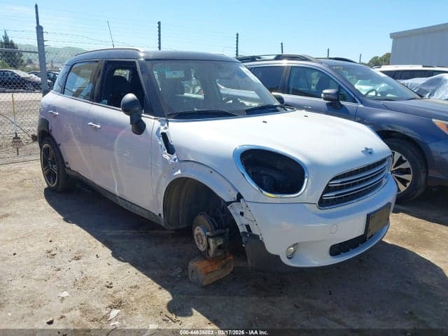 2016 MINI COUNTRYMAN COOPER 1