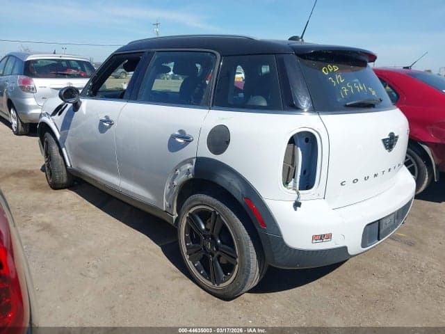2016 MINI COUNTRYMAN COOPER 3