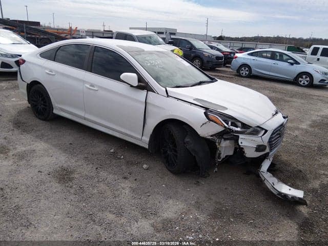 2019 HYUNDAI SONATA SE 1