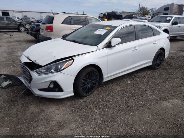 2019 HYUNDAI SONATA SE 2