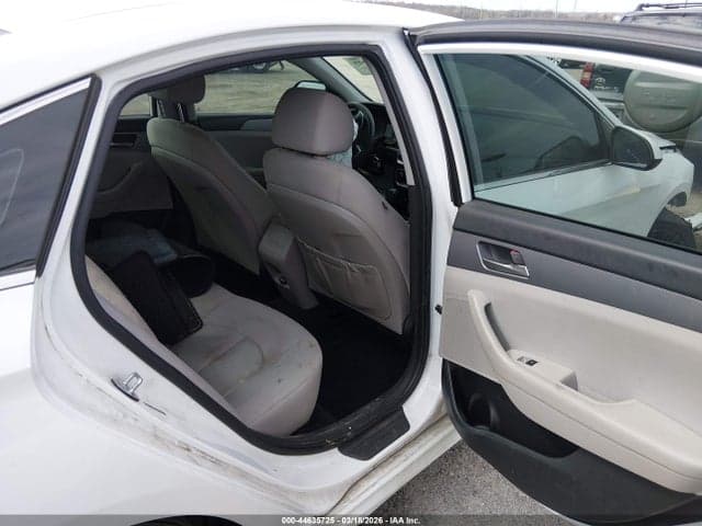 2019 HYUNDAI SONATA SE 8