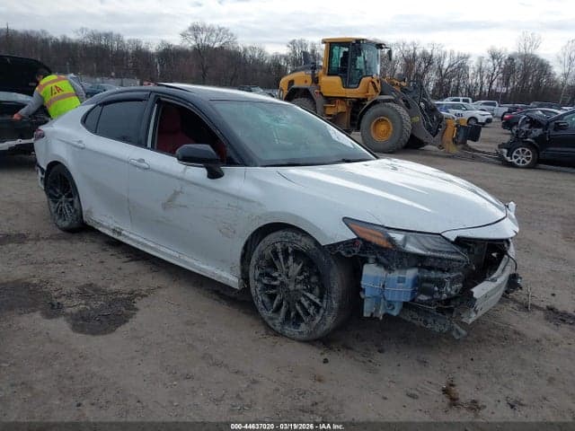 2021 TOYOTA CAMRY XSE AWD - 1