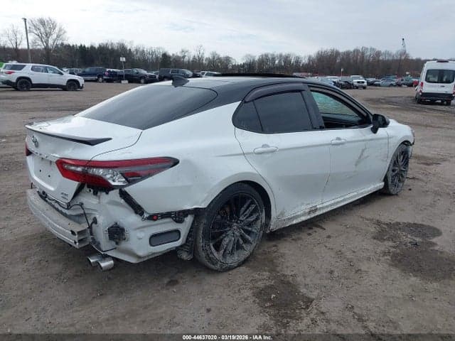 2021 TOYOTA CAMRY XSE AWD 4