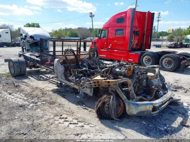 2022 FORD F-550 CHASSIS XL 2