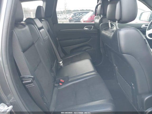 2020 JEEP GRAND CHEROKEE LAREDO E 4X4 8