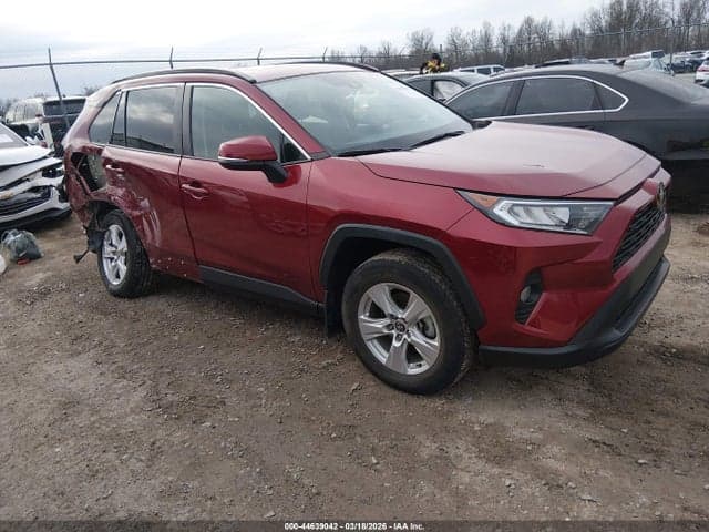 2021 TOYOTA RAV4 XLE - 1