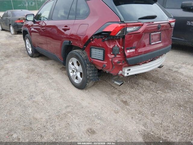 2021 TOYOTA RAV4 XLE 6